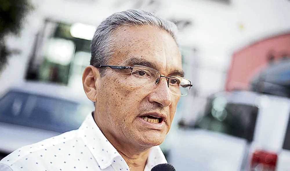 Alejandro Aguinaga busca llegar al Parlamento. Alejandro Aguinaga busca llegar al Parlamento.