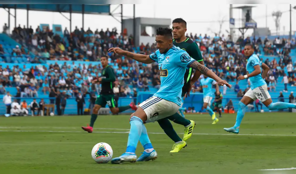 Christofer Gonzales tiene contrato por toda la temporada con Sporting Cristal: Foto: Liga 1 Christofer Gonzales tiene contrato por toda la temporada con Sporting Cristal: Foto: Liga 1