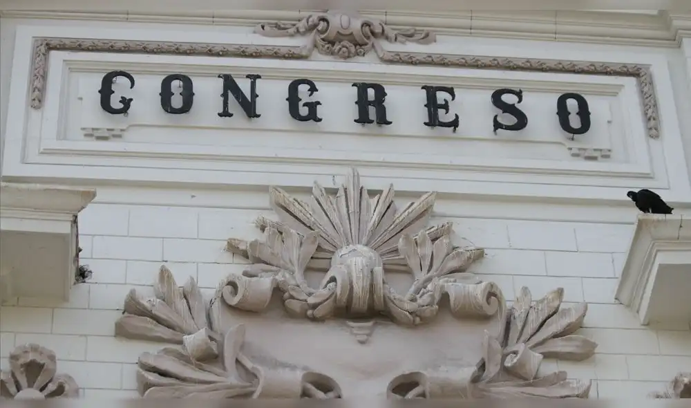 La presidenta del Congreso, Mirtha Vásquez, solicitó poner en conocimiento de los integrantes de las bancada parlamentaria el cronograma “a fin de que se informe adecuadamente a la ciudadanía”. Foto: La República