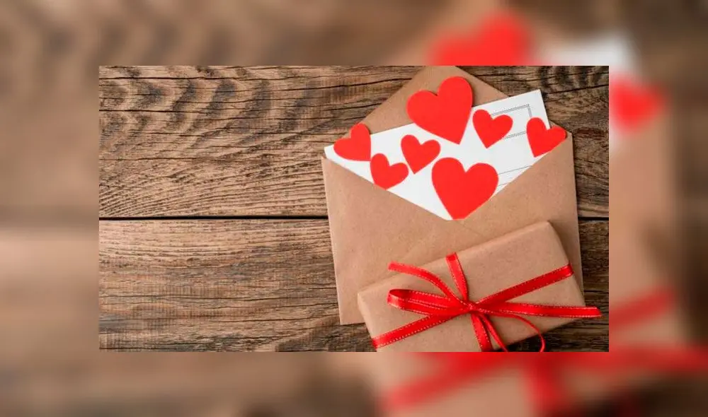 Un regalo acompañado de una carta es una combinación ideal por el Día de San Valentín. Foto: Difusión