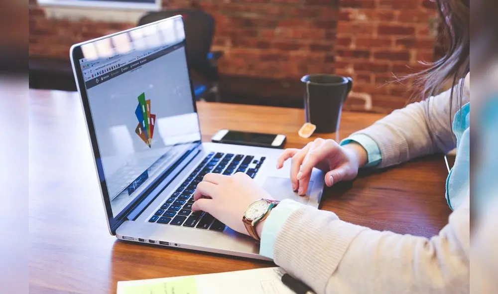 Las páginas web especializadas se han convertido en salvavidas para muchos estudiantes, pues logran que este proceso el aprendizaje sea menos complicado. Foto: Pixabay