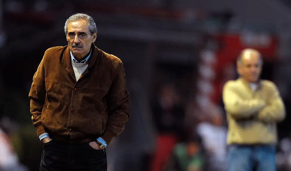 Ángel Cappa dirigió a Universitario de Deportes y la Universidad San Martín. Foto: AFP Ángel Cappa dirigió a Universitario de Deportes y la Universidad San Martín. Foto: AFP