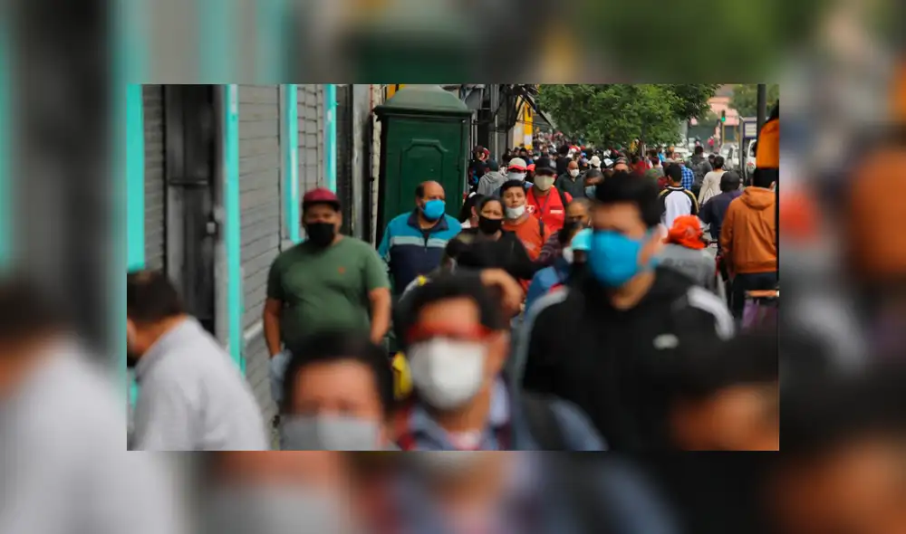 Migraciones determinó nuevas fechas de prórroga dirigidas a aquellas personas que no pudieron hacerlo en la primera convocatoria. Foto: Jorge Cerdán/referencial