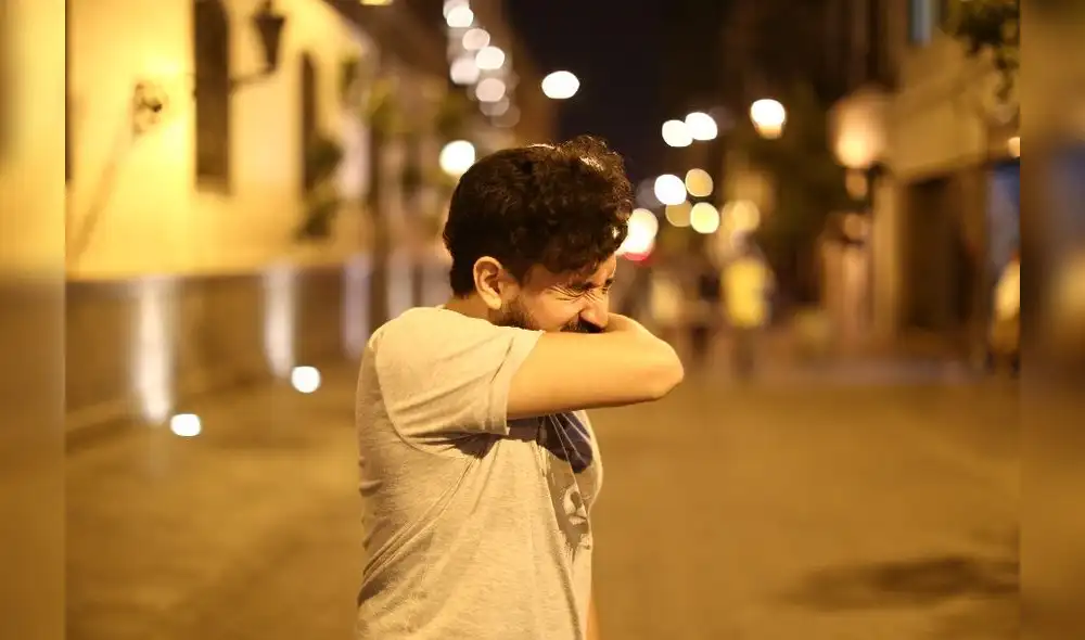 Para la mayoría de las personas, un caso de ómicron positivo se sentirá mucho más como un resfriado común. Foto: John Michael Ramon Taya/La República