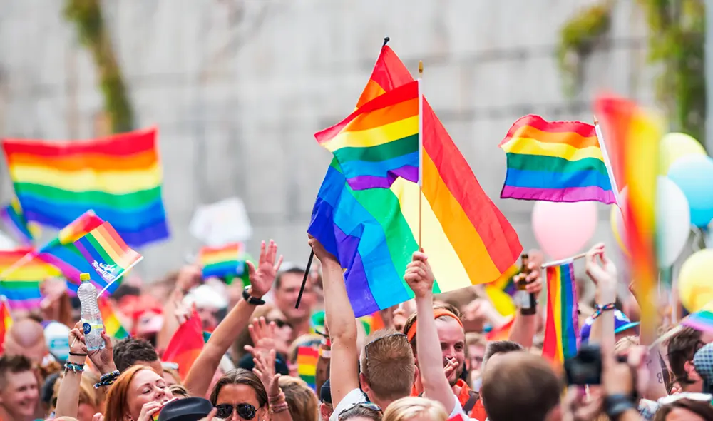 Banderas LGBT en el Festival del Orgullo de Jersey City, Estados Unidos. | Foto: Thomas M. Gibbons Banderas LGBT en el Festival del Orgullo de Jersey City, Estados Unidos. | Foto: Thomas M. Gibbons