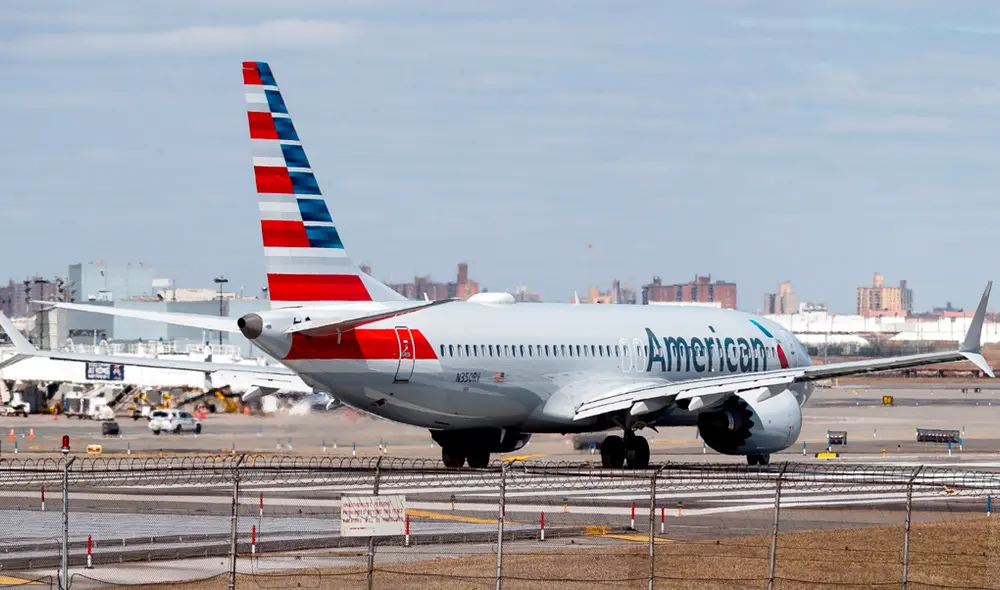 La escasez de combustible se produce en EE. UU. con un mayor número de vuelos nacionales por el aumento de viajes de ocio. Foto: EFE.