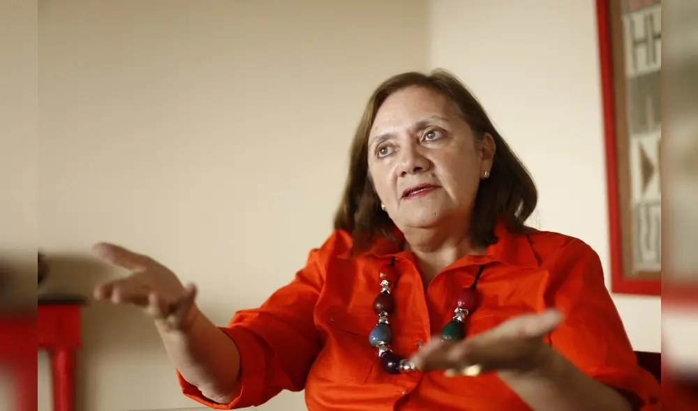 Carmen Mc Evoy considera que López "va dejando en el camino honras destrozadas por su ejército de troles”. Foto: La República. Carmen Mc Evoy considera que López "va dejando en el camino honras destrozadas por su ejército de troles”. Foto: La República.