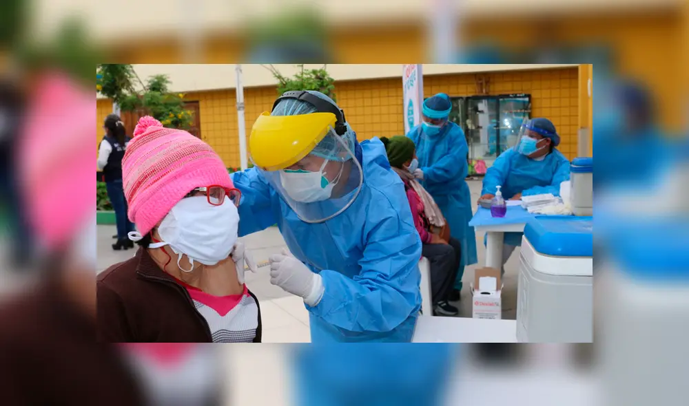 El viernes 25 de junio se iniciará el proceso la inoculación con aquellos ciudadanos que tienen 58 y 59 años. Foto: Minsa
