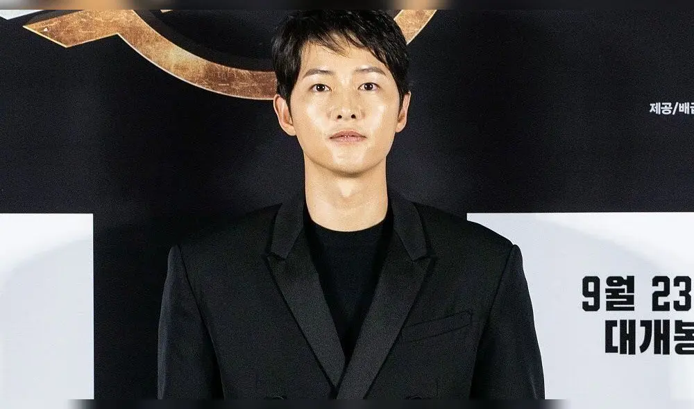 El actor Song Joong Ki interpreta al piloto Tae Hoo en la película Space sweepers. Foto: Dispatch