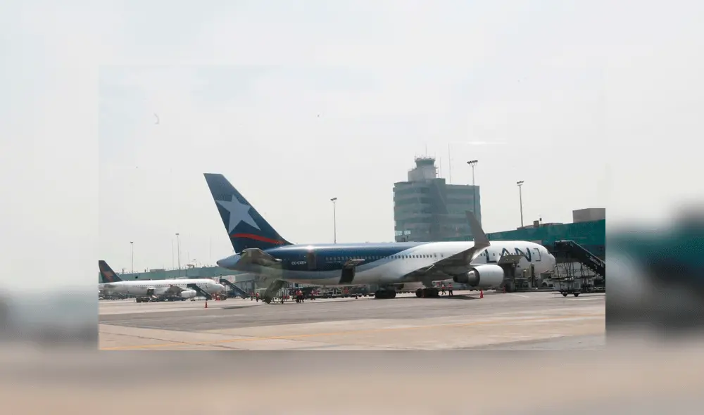 El trayecto de esta ruta vía aérea se calcula en 40 minutos. Foto: Andina.