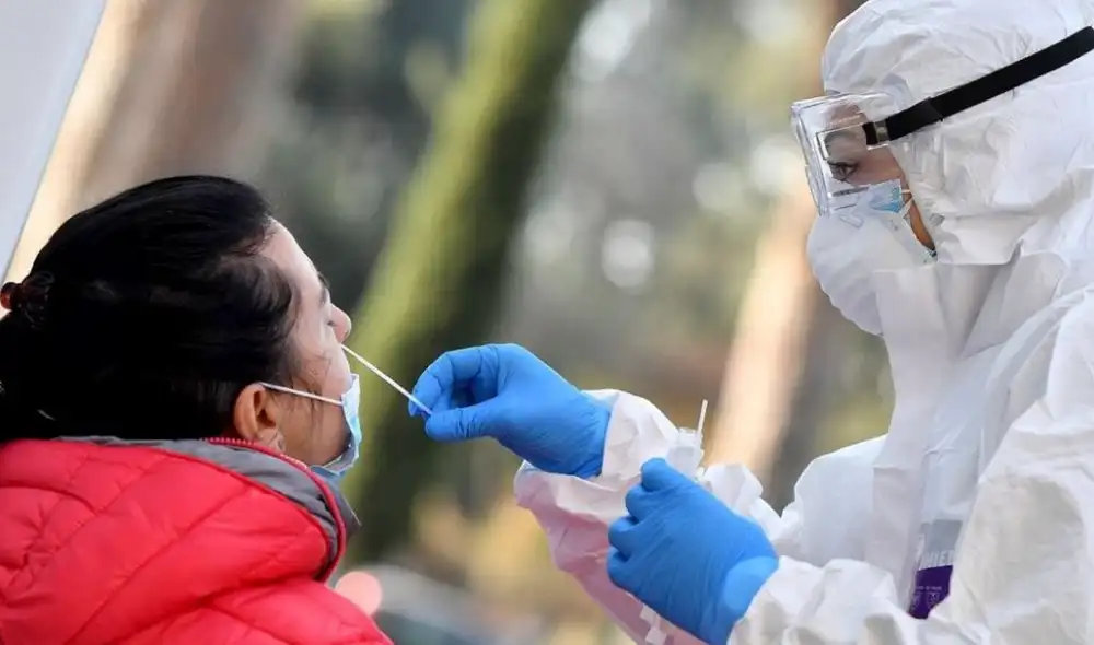 Los casos por la pandemia del coronavirus en Beijing son más de 9.000. Foto: EFE/referencial