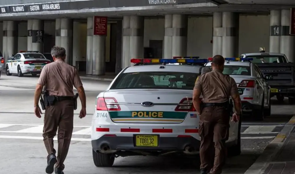 La portavoz de la universidad dijo que todos los presentes se escondieron y pudieron salir cuando la Policía informó que no había peligro. Foto: EFE/referencial La portavoz de la universidad dijo que todos los presentes se escondieron y pudieron salir cuando la Policía informó que no había peligro. Foto: EFE/referencial