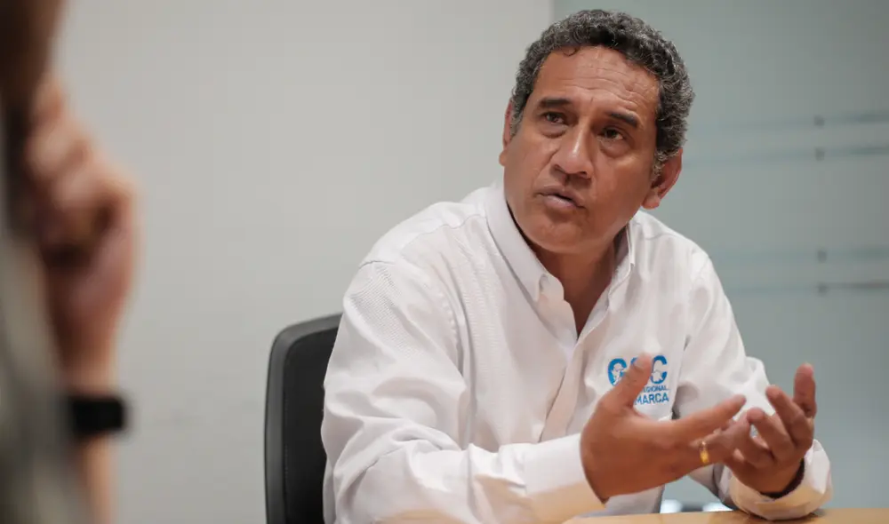 El presidente de Acción Popular, Mesías Guevara, resaltó que no coincide con la apreciación de Manuel Merino, quien afirmó que la llegada del primer lote de vacunas al Perú es, en realidad, una cortina de humo. Foto: La República