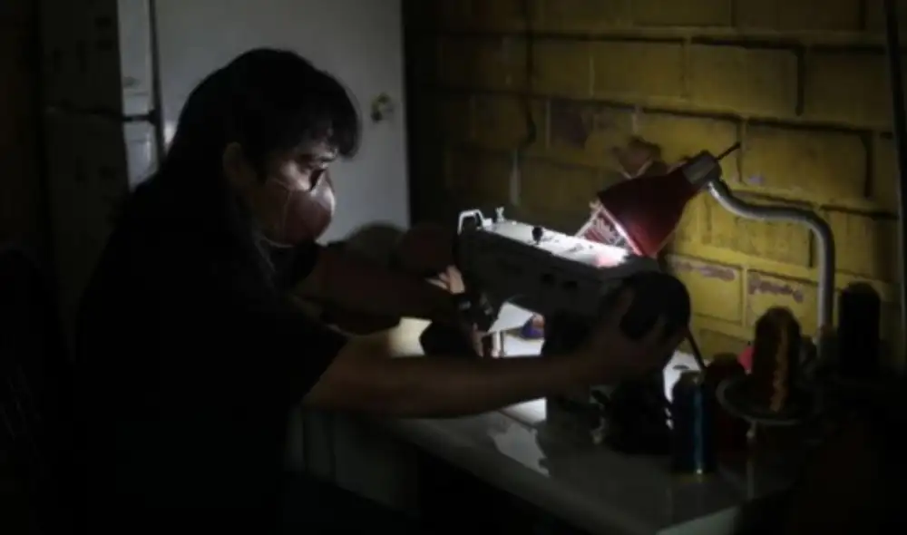 En el segundo trimestre de 2019 habían 3 millones 150.800 ciudadanos adecuadamente empleados; y en la actualidad, solo 2 millones 845.500 (-9,7%). Foto: difusión