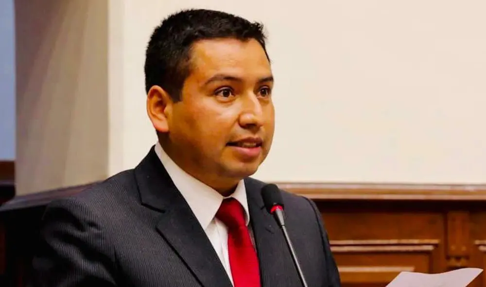 Además de los comentarios desinformados de Javier Mendoza, el también congresista de UPP Chagua Payano había afirmado con anterioridad que las vacunas "modifican el ADN de la población”. Foto: Twitter @JavierM37195430