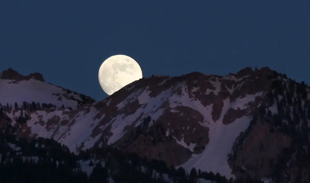 La luna llena de enero es conocida como 'luna de lobo'. Foto: NASA La luna llena de enero es conocida como 'luna de lobo'. Foto: NASA