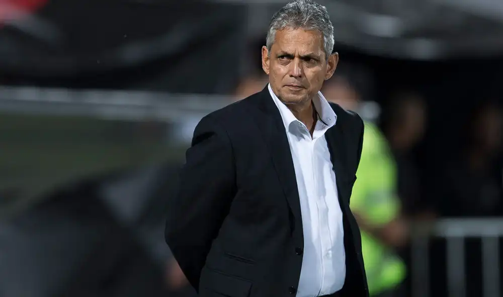 Reinaldo Rueda enfrentó a Perú dos veces como técnico de Chile (amistoso y Copa América). En ambos partidos perdió 3-0. Foto: AFP Reinaldo Rueda enfrentó a Perú dos veces como técnico de Chile (amistoso y Copa América). En ambos partidos perdió 3-0. Foto: AFP