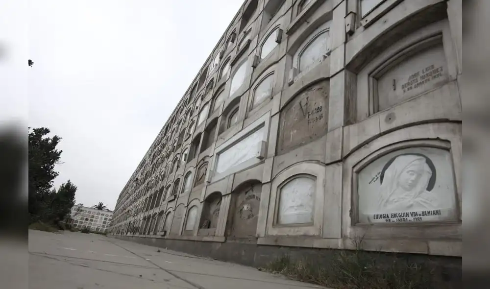 Algunas municipalidades anuncian que sus cementerios serán cerrados el 1 de noviembre. Foto: John Reyes - GLR