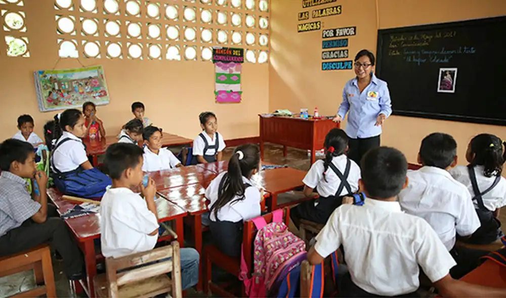Cuenca espera que docentes puedan vacunarse en el segundo lote de vacunación. Foto: Minedu Cuenca espera que docentes puedan vacunarse en el segundo lote de vacunación. Foto: Minedu