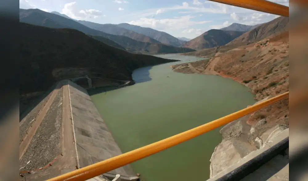 El proyecto de irrigación se suscribió en el 2010, en la gestión de  la entonces presidenta regional, Nery Saldarriaga. Foto: Proyecto Especial Olmos Tinajones