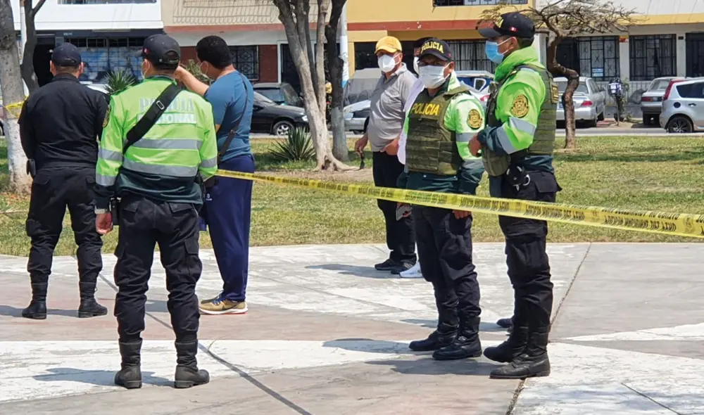 Vecinos exigen presencia policial por los continuos asaltos que se registran a diario en el Callao. Foto: La República. Vecinos exigen presencia policial por los continuos asaltos que se registran a diario en el Callao. Foto: La República.