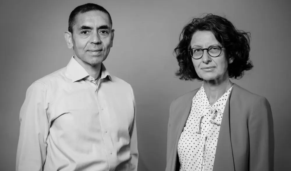 BioNTech, fundada por Sahin y Tureci, se encargó del desarrollo de la tecnología de vacunas, mientras que Pfizer gestionó la producción. Foto: New York Times BioNTech, fundada por Sahin y Tureci, se encargó del desarrollo de la tecnología de vacunas, mientras que Pfizer gestionó la producción. Foto: New York Times