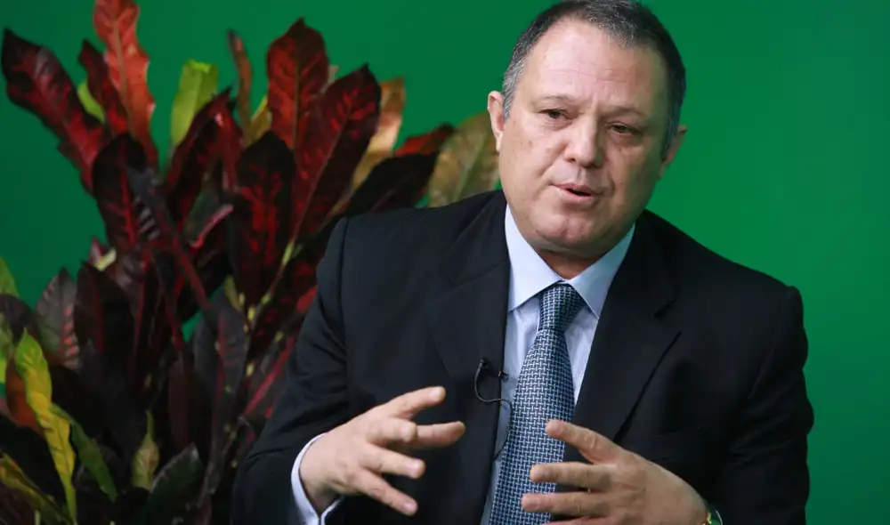 El congresista indicó que el problema con los informes y votación es “político y jurídico”. Foto: La República El congresista indicó que el problema con los informes y votación es “político y jurídico”. Foto: La República