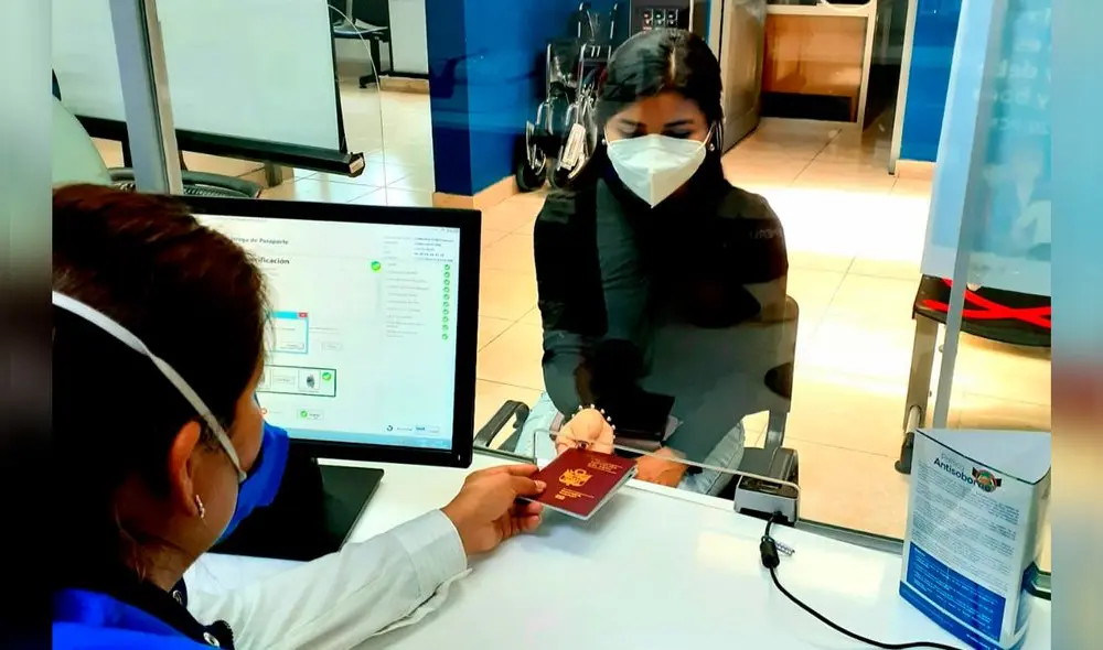 Entidad recomendó recomendó a usuarios realiza trámite con anticipación. Foto: Migraciones.