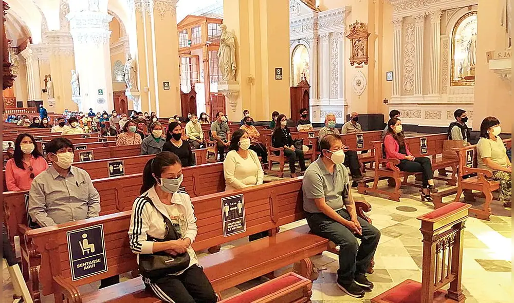 Templos deberán cumplir con aforo permitido por la COVID-19. Foto: archivo LR