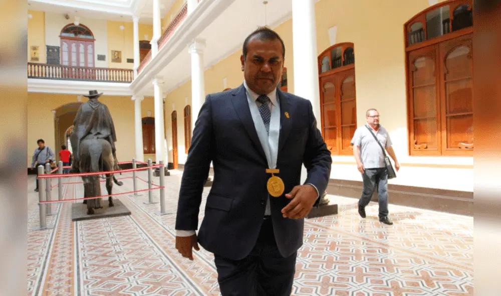 Rafael Margaret pidió al alcalde Marcos Gasco elegir funcionarios competentes. Foto: La República