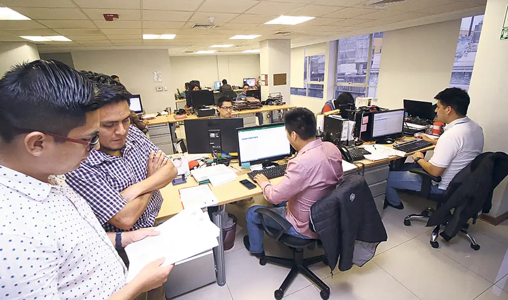 Servidores. La decisión del Congreso implica un gasto fiscal de S/ 2.000 millones. Foto: Aldair Mejía/La República