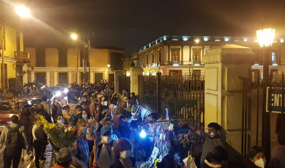 Muchas personas acudieron para orar por temas de salud. Foto: Gianella Aguirre/URPI-GLR