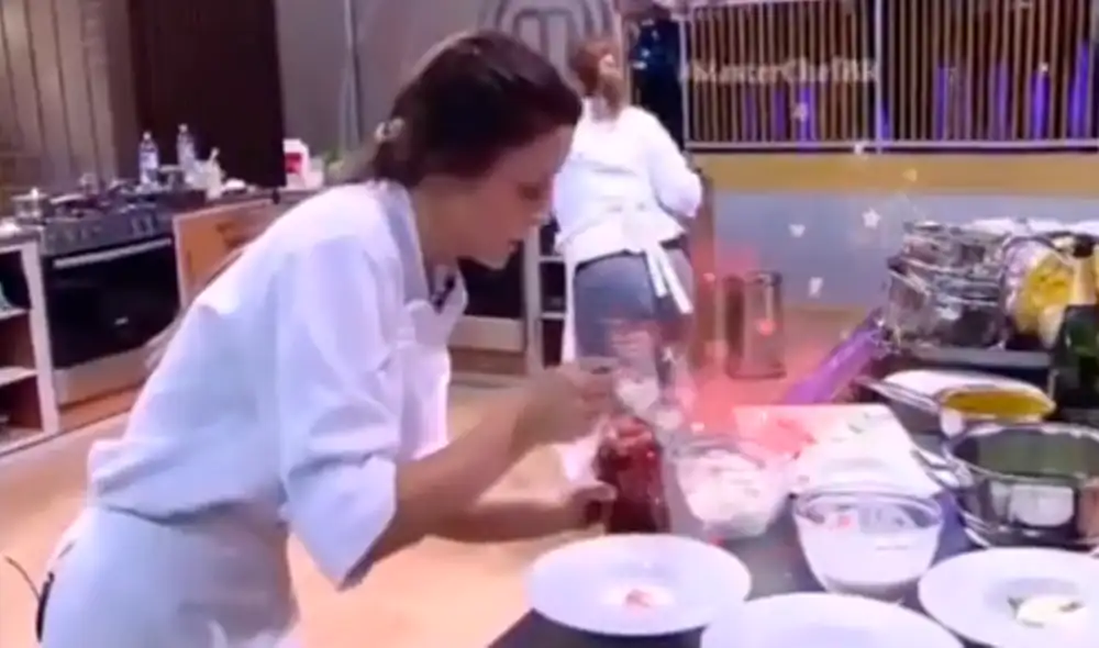 Desliza hacia la izquierda para ver la tierna reacción del padre con la finalidad de ayudar a su hija en pleno concurso. Foto: captura de TikTok