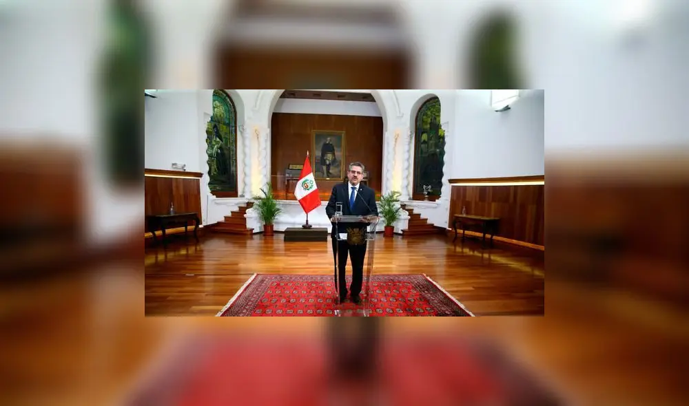 Luego de 6 días de continua protesta en las calles, dos muertos, varios heridos y desaparecidos, el acciopopulista Manuel Merino anunció su dimisión al cargo presidencial. Foto: difusión