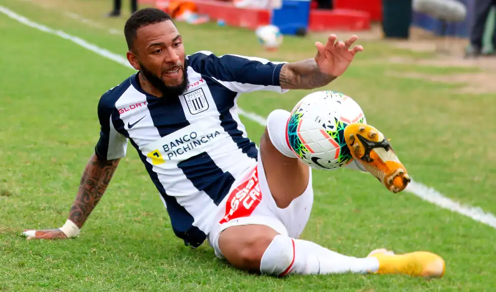 Alexi Gómez llegó en el 2020 a Alianza Lima. Foto: Prensa FPF