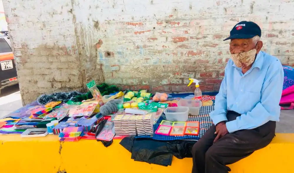 Desliza las imágenes para conocer un poco más sobre este anciano quien fue ayudado cuando más lo necesitaba. Foto: captura de YouTube/Descocaos