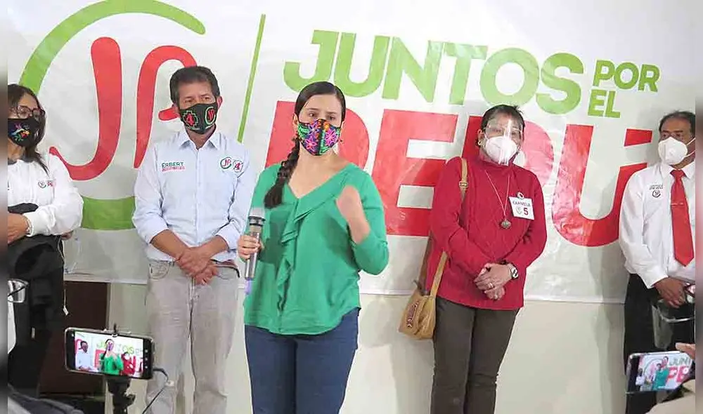 Recorrido electoral. La cusqueña Verónika Mendoza empezó su recorrido en el sur en su región natal, Cusco. Recorrido electoral. La cusqueña Verónika Mendoza empezó su recorrido en el sur en su región natal, Cusco.