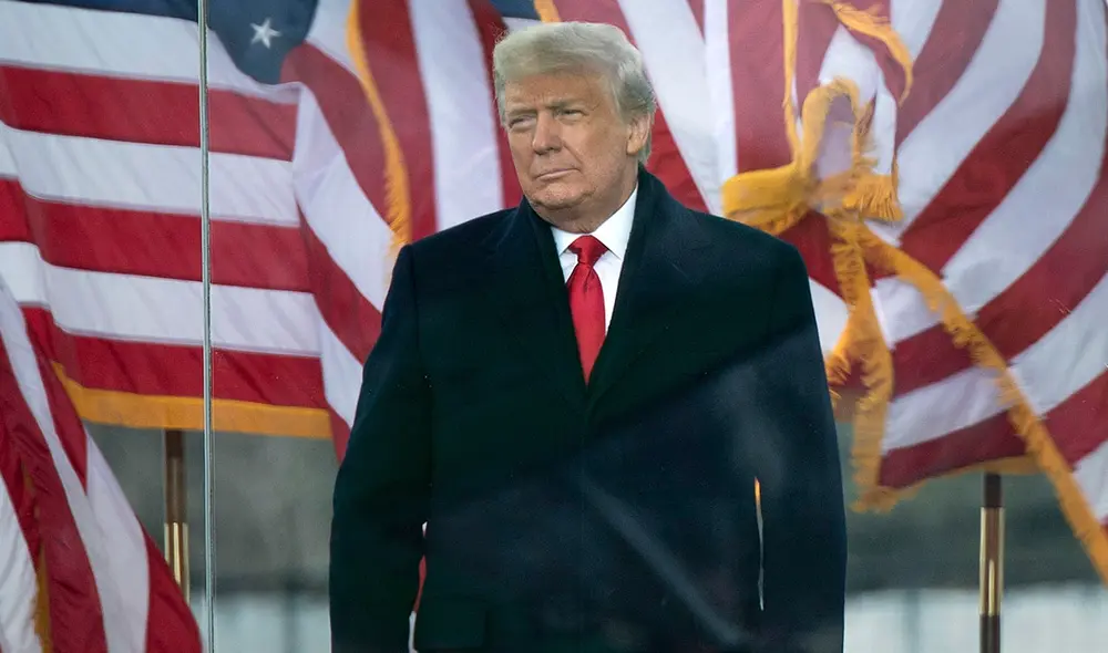 Facebook y Twitter eliminaron un video de Donald Trump este miércoles 6 de enero. Foto: AFP