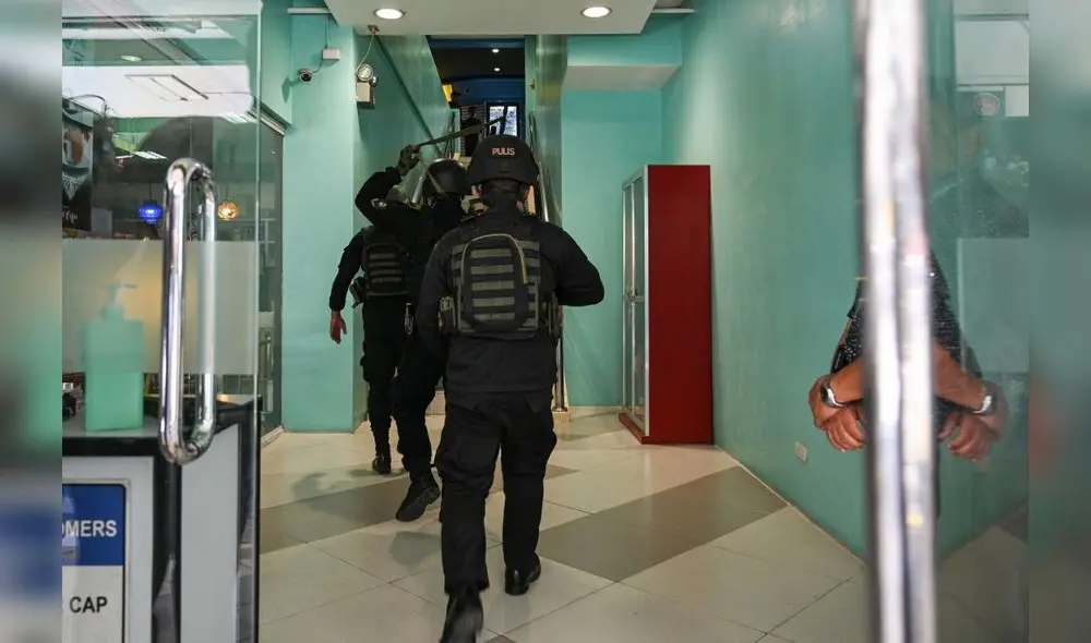 El general Ilderbrandi Usana, portavoz de la Policía, ha confirmado el abuso sexual en grupo. Foto: AFP