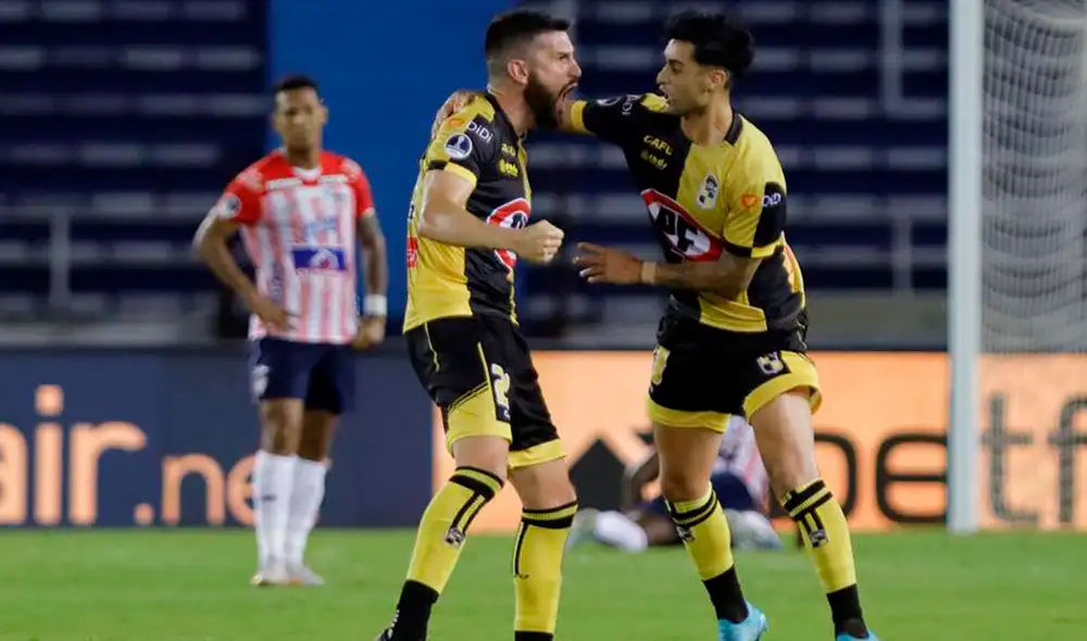 Coquimbo Unido quiere seguir haciendo historia en el torneo. Foto: EFE