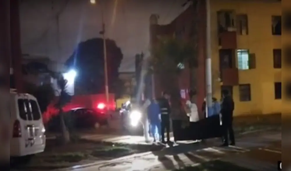 El joven de 28 años fue asesinado cuando estaba bebiendo licor afuera de su edificio. Foto: captura de pantalla Panamericana tv