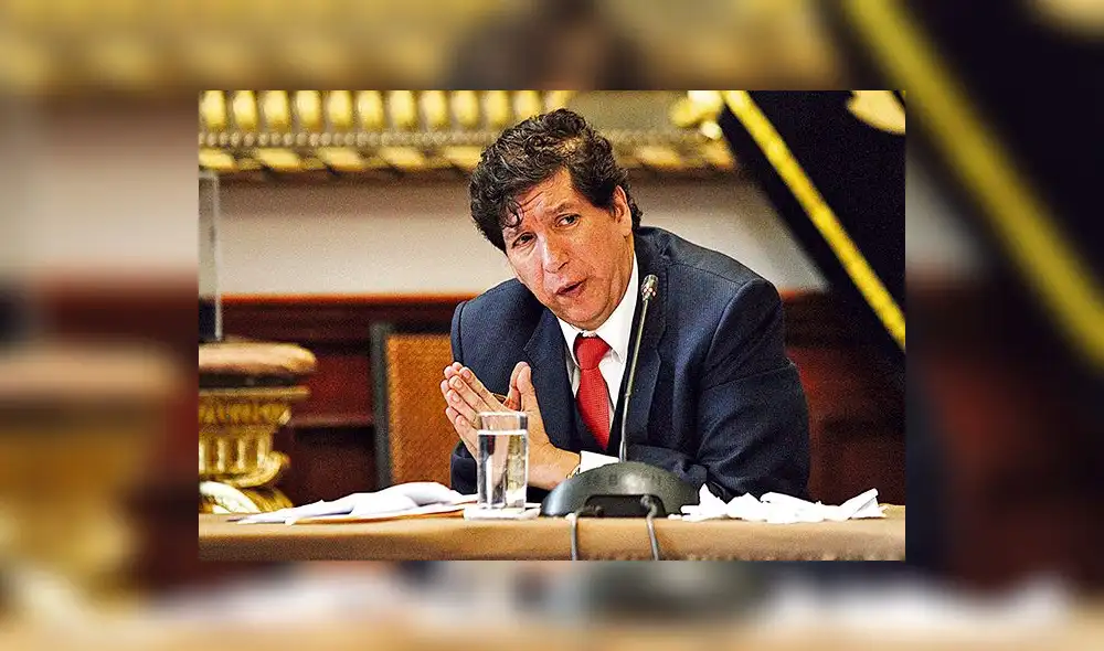 Sánchez señala que continúan en investigación los presuntos vinculos ilícitos de Iván Noguera Ramos con el empresario Óscar Peña Aparicio. Foto: difusión