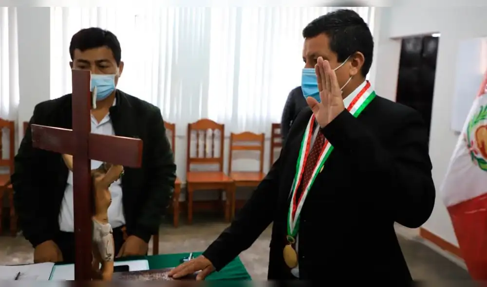 Perpetuo Santillán Tuesta juramentó como consejero delegado de Amazonas. Foto: Gobierno Regional de Amazonas Perpetuo Santillán Tuesta juramentó como consejero delegado de Amazonas. Foto: Gobierno Regional de Amazonas