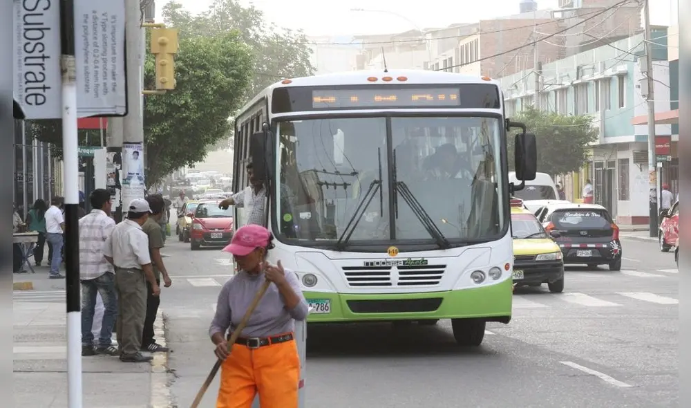 Continúa transporte informal en Piura. Foto: La República
