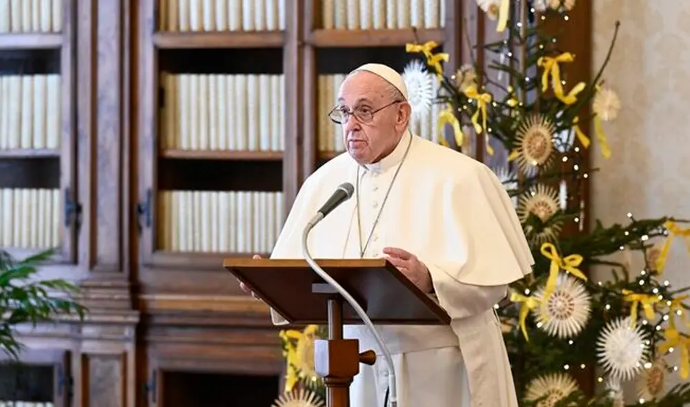 El papa argentino reconoció que los venezolanos son víctimas de una grave crisis humanitaria y socioeconómica, agudizada por la pandemia. Foto: AFP El papa argentino reconoció que los venezolanos son víctimas de una grave crisis humanitaria y socioeconómica, agudizada por la pandemia. Foto: AFP