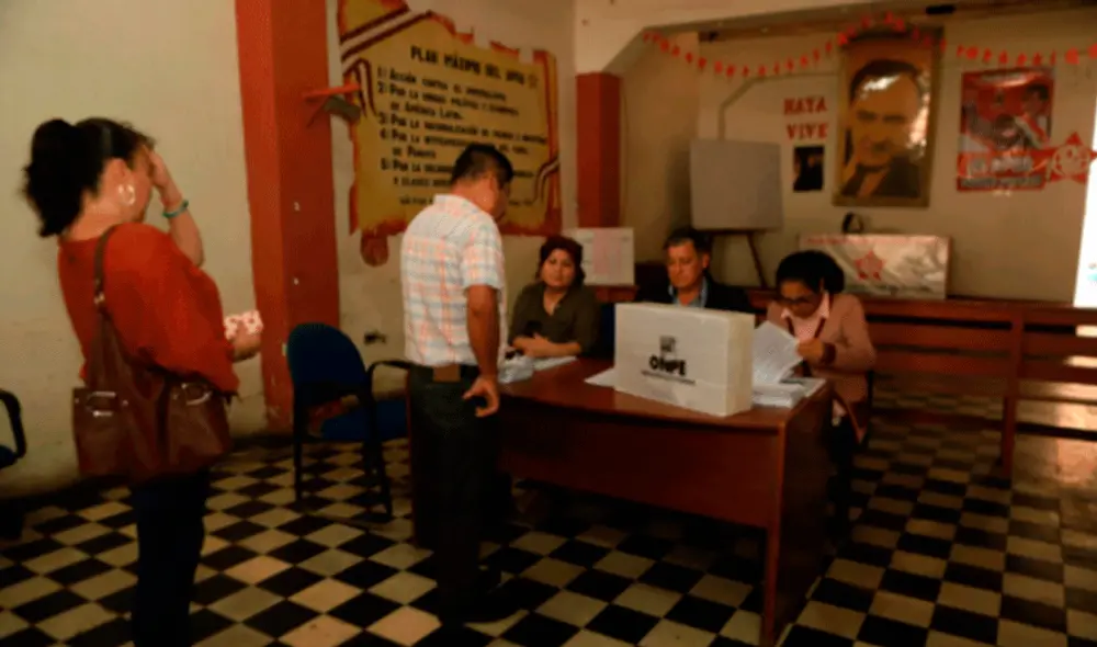 Pese que los militantes del APRA participaron de las elecciones internas, no se inscribió la fórmula electoral. Foto: La República Pese que los militantes del APRA participaron de las elecciones internas, no se inscribió la fórmula electoral. Foto: La República