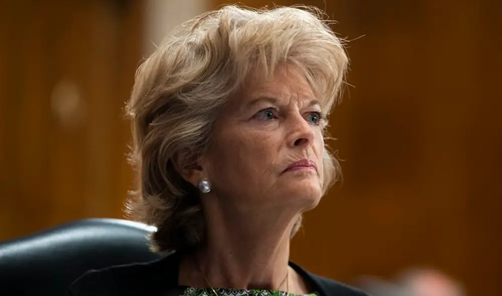 "Necesita salir. Necesita hacer lo correcto, pero no creo que sea capaz de hacer algo bueno", expresó la senadora. Foto: EFE