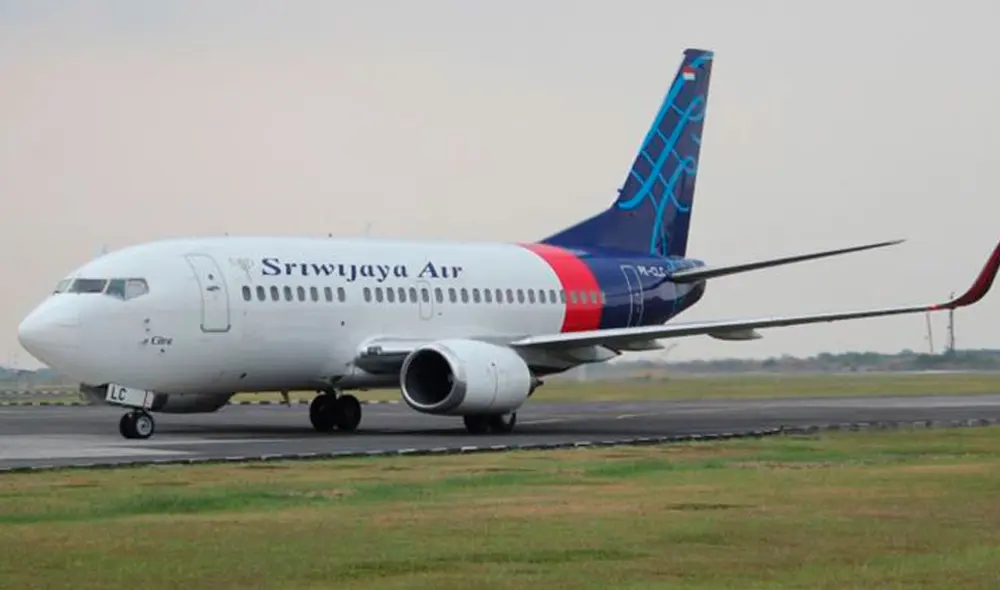 El avión desaparecido es un Boeing 737-500 de más de 26 años de antigüedad. Su primero vuelo fue el 13 de mayo de 1994. Foto: El Heraldo