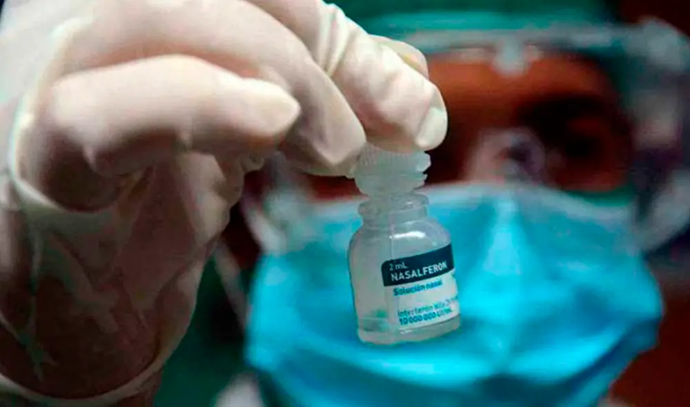 El fármaco se administra sin costo desde el jueves pasado a los cubanos llegados del extranjero. Foto: Tribuna de La Habana / Twitter El fármaco se administra sin costo desde el jueves pasado a los cubanos llegados del extranjero. Foto: Tribuna de La Habana / Twitter