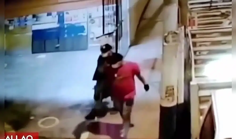 Asaltos se registran en la zona de Santa Rosa y Vipol. Foto: captura de América Noticias Asaltos se registran en la zona de Santa Rosa y Vipol. Foto: captura de América Noticias